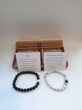 Duo armbanden met Onyx en Howliet