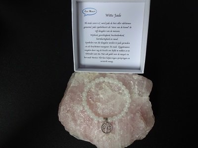 Dames armband Witte Jade met Tree of Life bedel