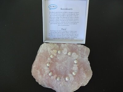 Dames armband Rozenkwarts chips en zoetwaterparel