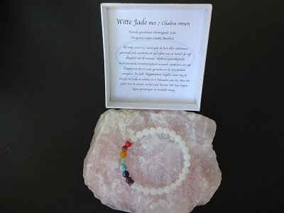 Dames armband Witte Jade met 7 Chakra stenen
