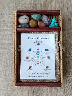 Energie Activerende Chakra&#039;s met Chakra Armband en Hart kraal