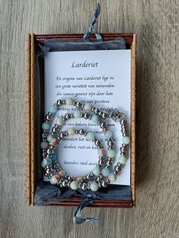 Natuurstenen ketting Larderiet