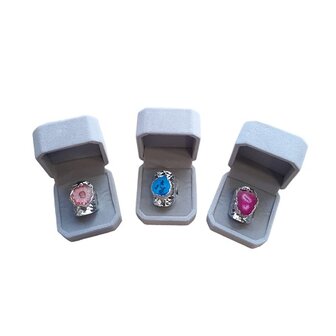 Ringen in luxe sieradendoosje bij Beadsfromnature