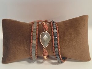 Labradoriet, wikkelarmband van natuursteen