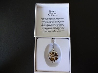 Dames ketting Geboortesteen Tijgeroog (weegschaal)