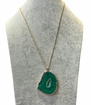 Groene ruwe Agaat met goudkleurige ketting