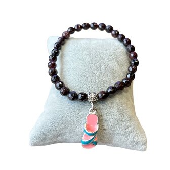 Armband Granaat met bedel sipper