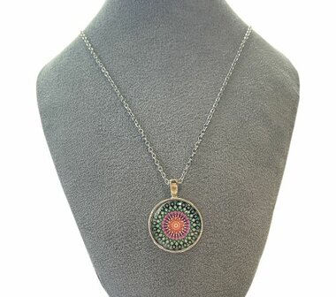 Ketting met een mandala hanger