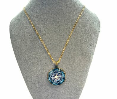Ketting met een mandala hanger