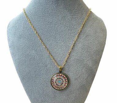 Ketting met een mandala hanger