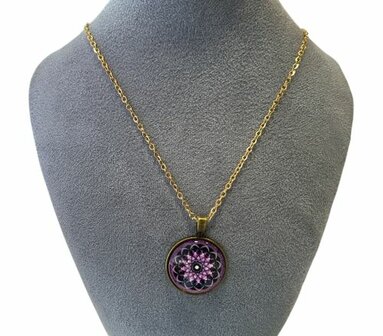 Ketting met een mandala hanger