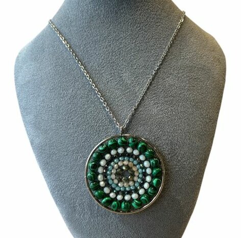 Mandala ketting van Malachiet