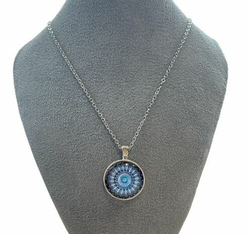 Ketting met een mandala hanger