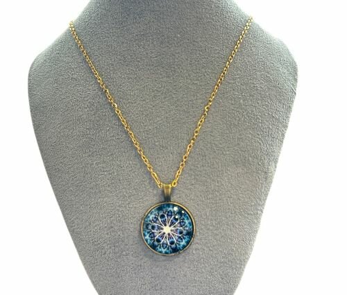 Ketting met een mandala hanger