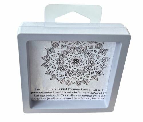 Ketting goudkleurig met een mandala hanger