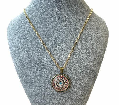 Ketting met een mandala hanger