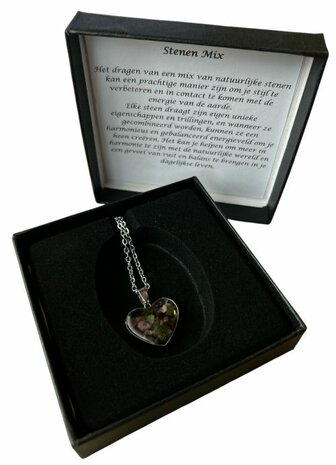 Ketting met een stenenmix van natuursteen